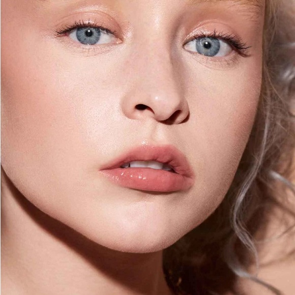 Fenty Beauty Gloss Bomb Cream in Fenty Glow 02 Universal Rose Nude BNWT - Picture 5 of 7